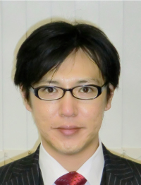 手塚要氏